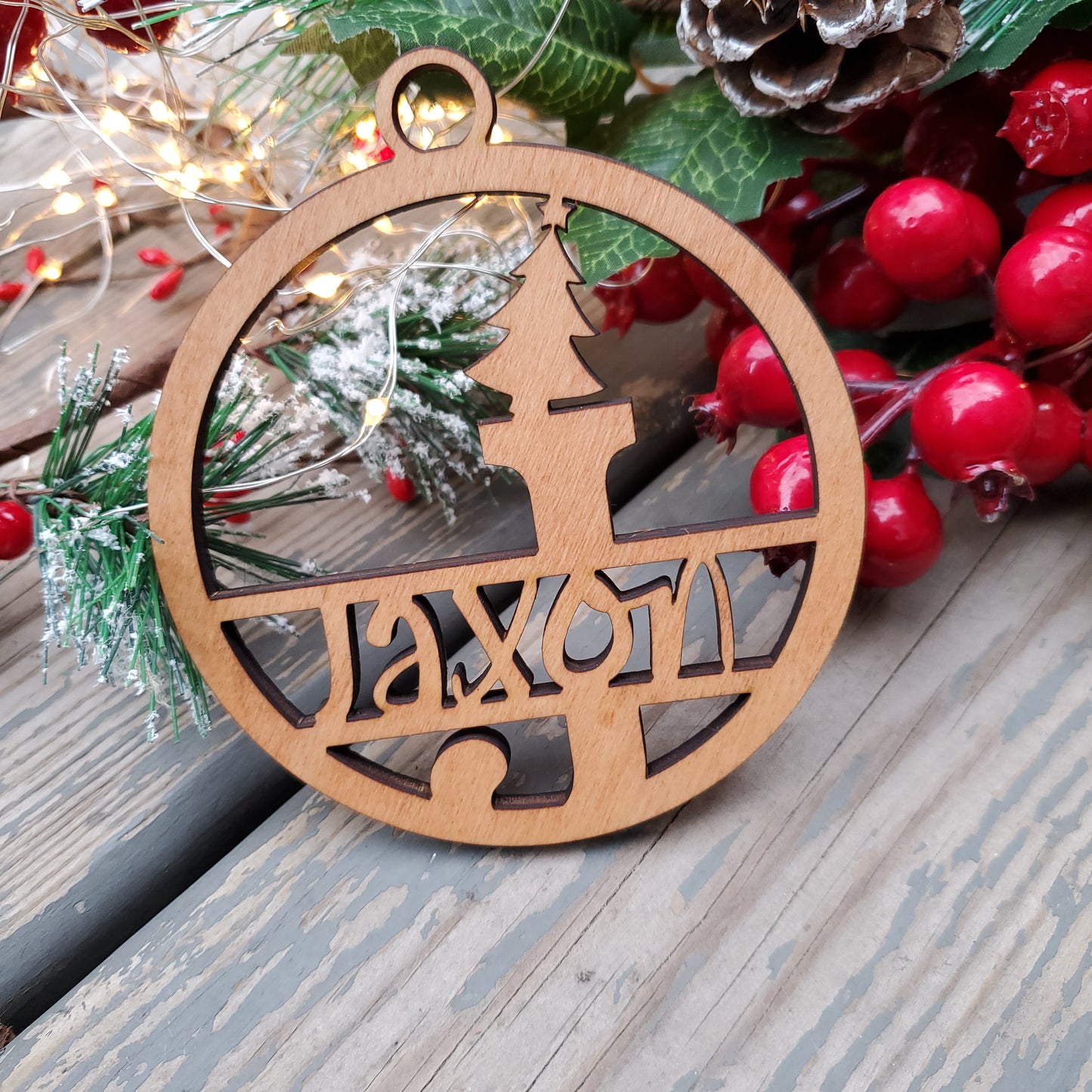 PersonalizedMonogram ornament - Christmas tree